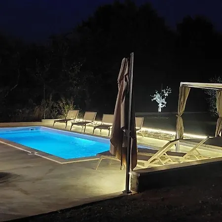 Hacienda Matea Mit Whirlpool, Pool Und Grill *