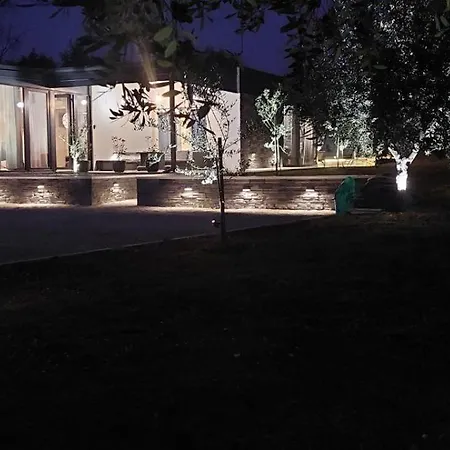 Hacienda Matea Mit Whirlpool, Pool Und Grill Holiday home Pula